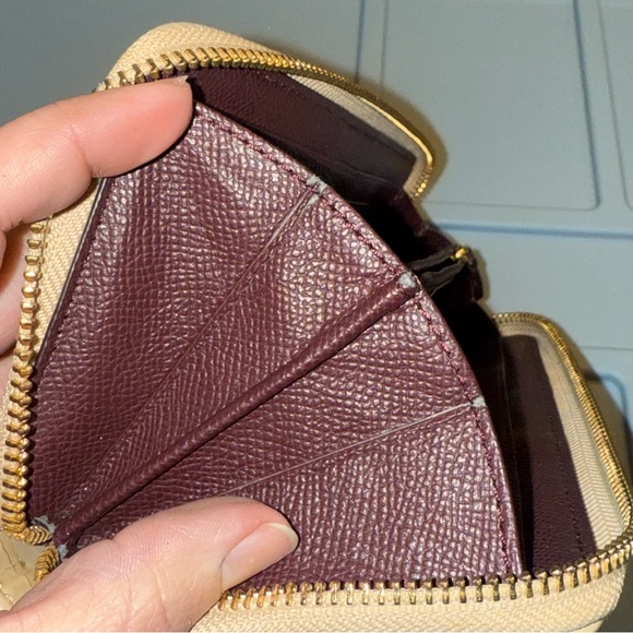 Coach Wallet EUC - Picture 10 of 11